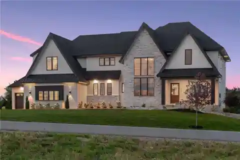 Stunning Home in Exclusive Elm Creek Vista