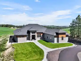 Luxury and Comfort in River Bluff Ranch