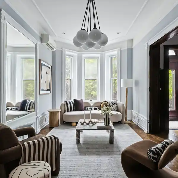 ELEGANT CROWN HEIGHTS TOWNHOUSE WITH LUSH BACKYARD