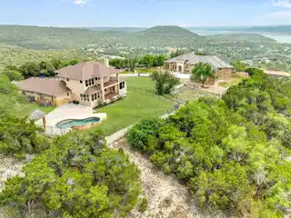 Ultimate Blend of Space and Privacy