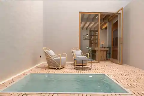 Townhouse with Fantastic Renovation Project with Pool in Pollensa