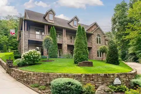 Stunning Custom Built Black Mountain Home