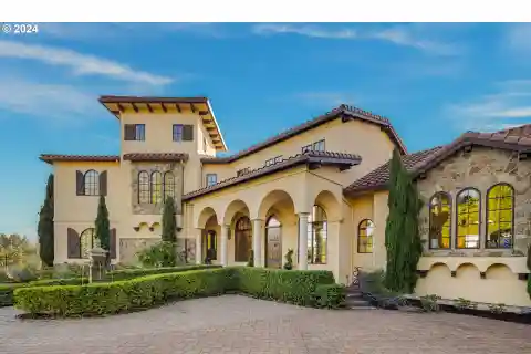 Bella Vista