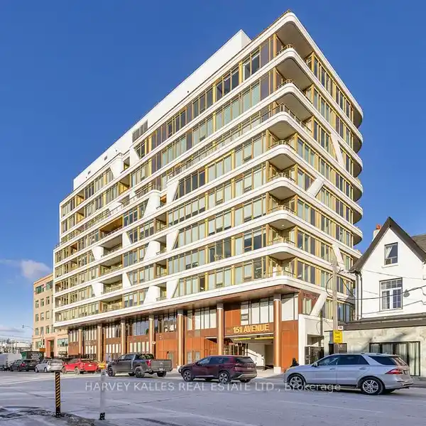 THE EPITOME OF LUXURY LIVING IN THE HEART OF YORKVILLE