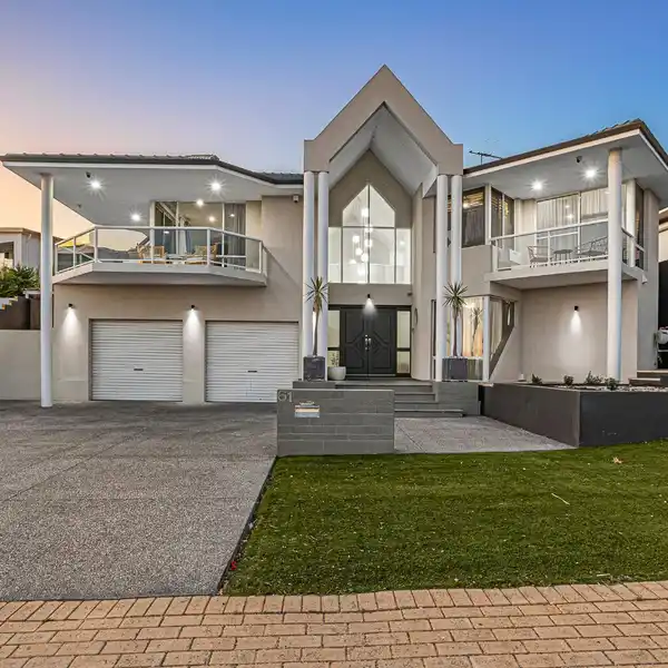 EXPANSIVE FULLY RENOVATED RESIDENCE