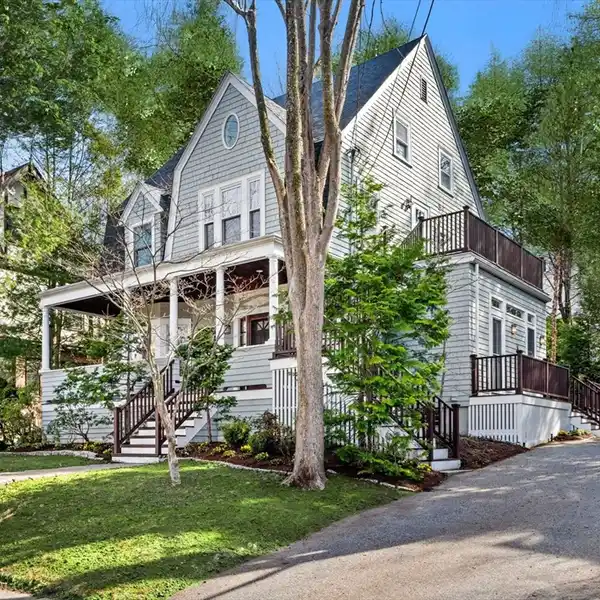 SPACIOUS AND CHARACTER-FILLED VICTORIAN