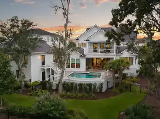 Luxury Coastal Living in a Spectacular Golf Course Location
