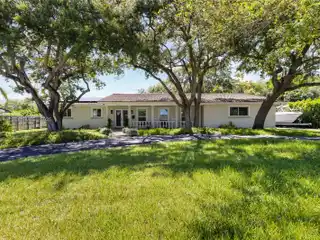 Gorgeous Home in the Heart of Palmetto Bay