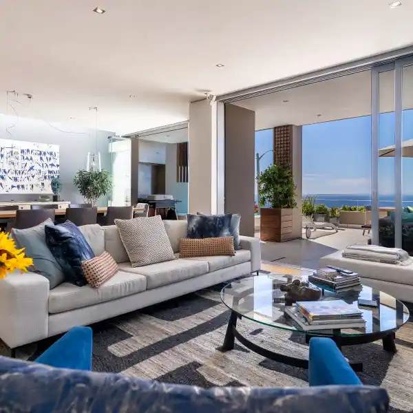 WHERE DESIGN, LIGHT AND VIEW ALIGN