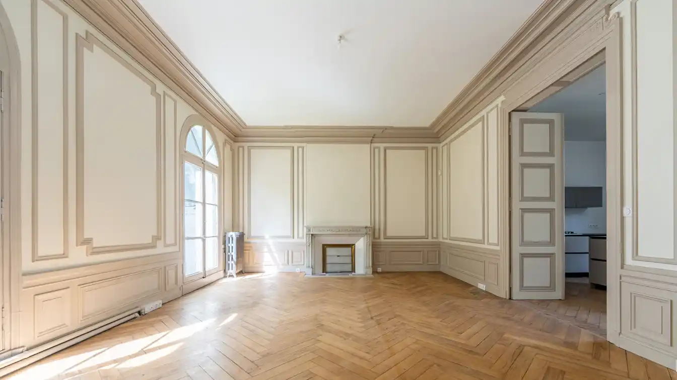 19th Century Mansion in the Heart of the City