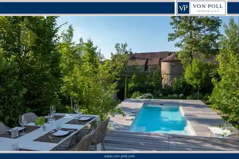 Luxury with Absolute Privacy - a Dream Home Through and Through