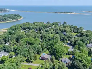 Peaceful Farm Ranch Near Van Brunt Beach