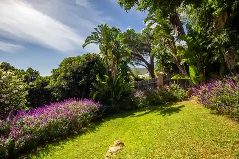 Sea-view Property with Great Potential