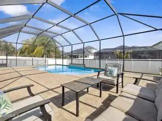 Spacious Five Bedroom Home with Resort-Style Backyard