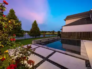 Luxury and Convenience in the Lexington Estates Subdivision