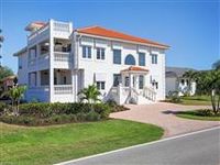 SPACIOUS BEAUTIFULLY REDONE HOME IN NAPLES PARK