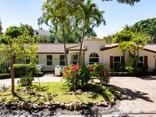 Prime Property in Old Floresta