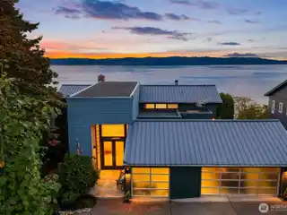 Private Retreat with Panoramic Wildlife Views