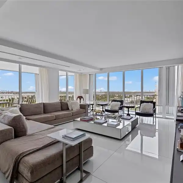 FULLY RENOVATED BAL HARBOUR APARTMENT