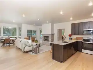 Move-In Ready Top-Floor New Condominium