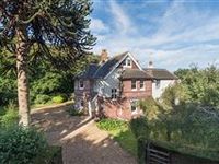 A WONDERFUL EDWARDIAN HOME, RECENTLY UPGRADED AND MUCH IMPROVED