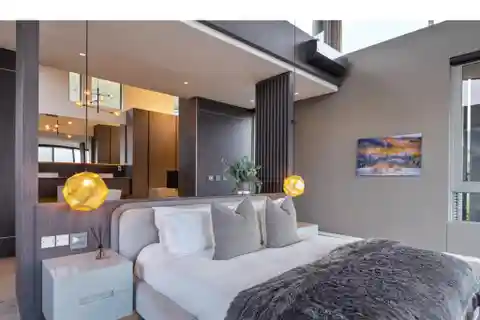 Masterpiece of Modern Luxury in Stonehurst Estate