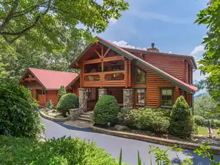 Breathtaking Log Home Atop Maggie Valley