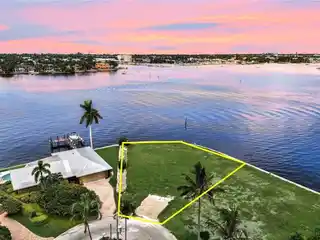 Create Your Waterfront Retreat in Royal Harbor