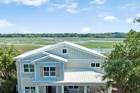 Special Home Blending Luxury and Charm