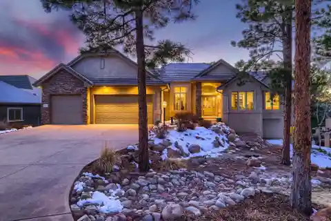 Secluded Mountain Living Near Colorado Springs