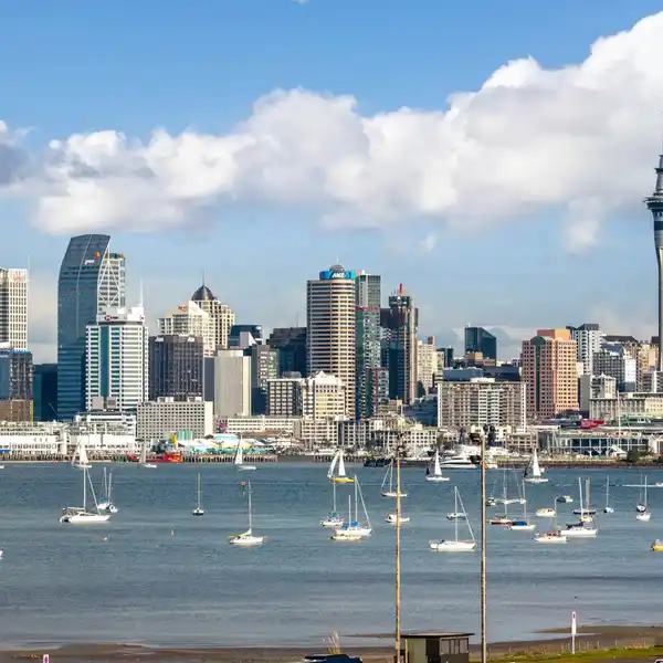 LUXURIOUS LIVING WITH PANORAMIC VIEWS