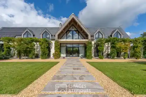 Impressive Contemporary Architect-designed Villa