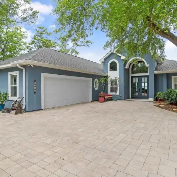 WATERFRONT BLISS WITH BOATHOUSE