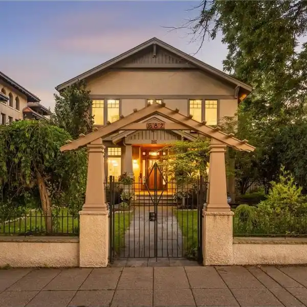 GORGEOUS HOME ON HISTORIC SUMMIT AVENUE