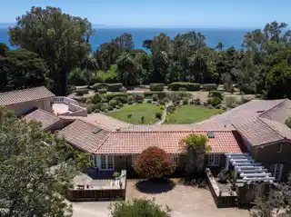 Casa Robinson Aguilar