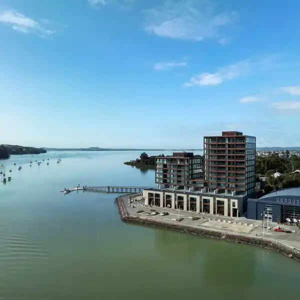 INCREDIBLE HOME DESIGNED BY AWARD-WINNING ARCHITECTS