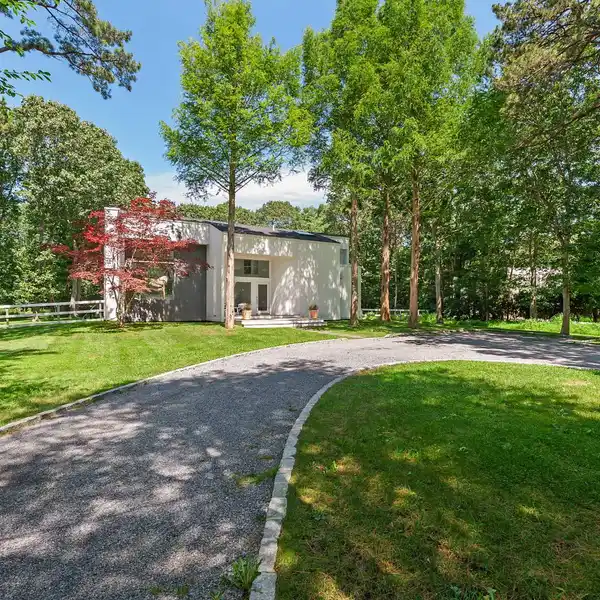 PRIVATE OASIS SOUTH OF THE HIGHWAY IN WAINSCOTT