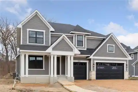 Spacious & Stylish Newly Constructed Home by Stonegate Builders