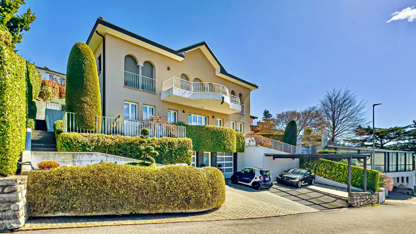 Beautiful Home in Quiet and Convenient Location