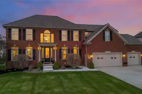Beautiful Colonial Full of Custom Details