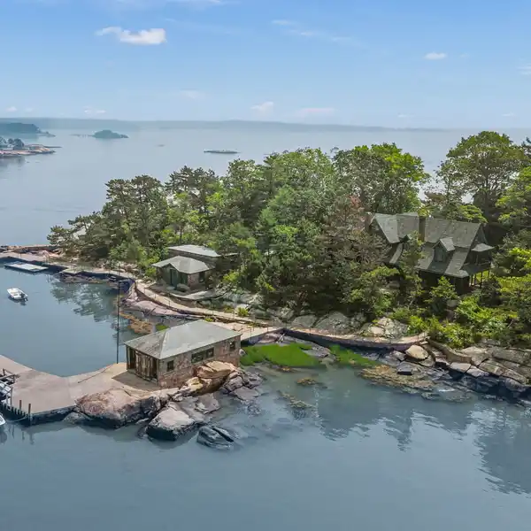 WAYLAND ISLAND
