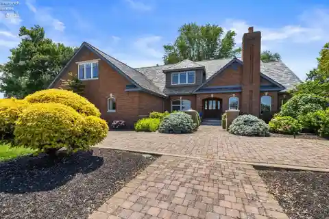 Exquisite Waterfront Luxury Estate