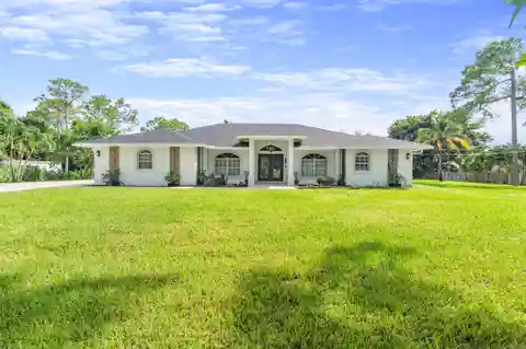 Modern Luxury and Country Charm