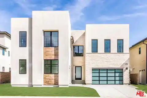 Modern Estate in Exclusive Westcliffe