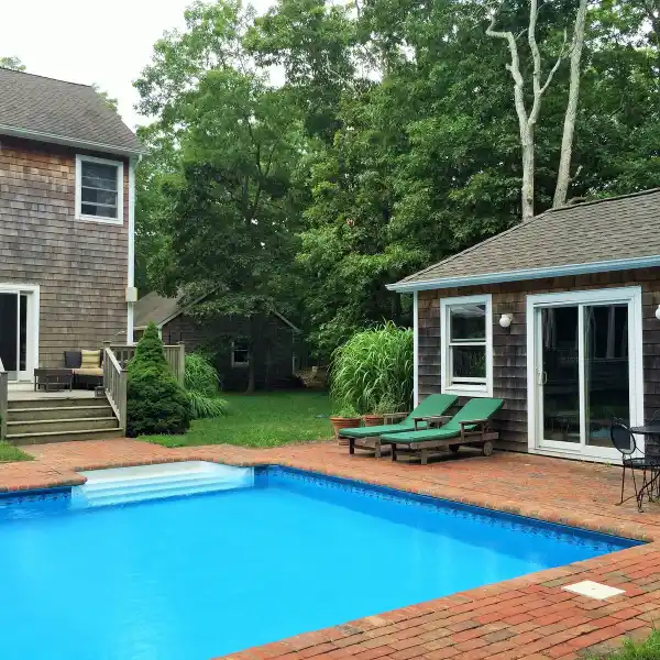 SPACIOUS FOUR BEDROOM RENTAL WITH POOL HOUSE