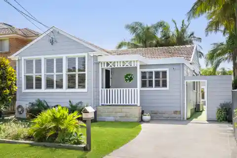 Coastal Charm with Modern Appeal