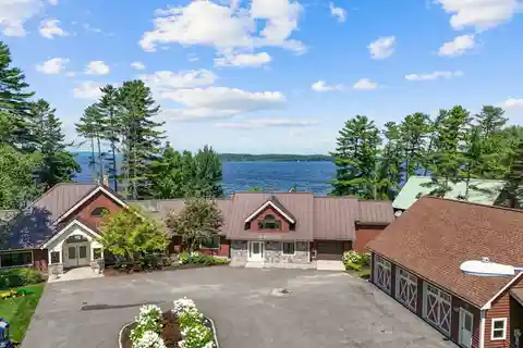 Elegant and Spacious Lake Home on over Ten Acres