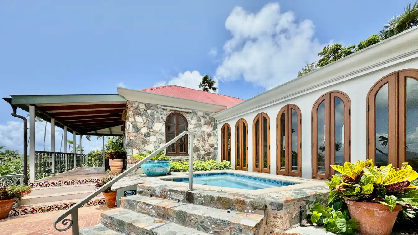 Magnificent Bordeaux Mountain Villa