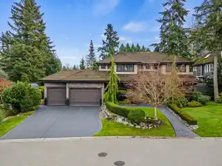 Luxurious Elgin Estate Home