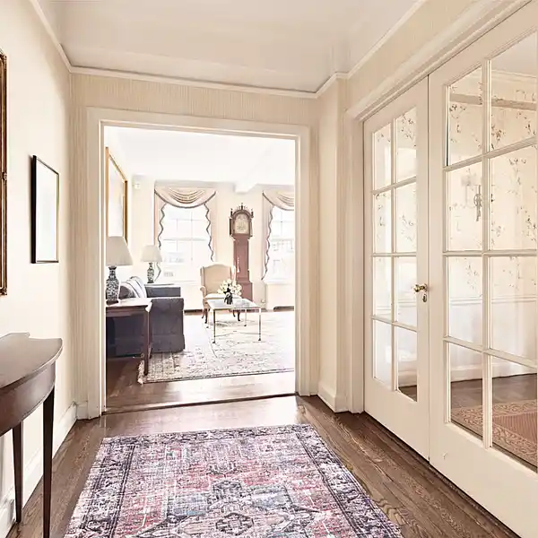 A CLASSIC FLOOR PLAN WITH ENDLESS POSSIBILITIES